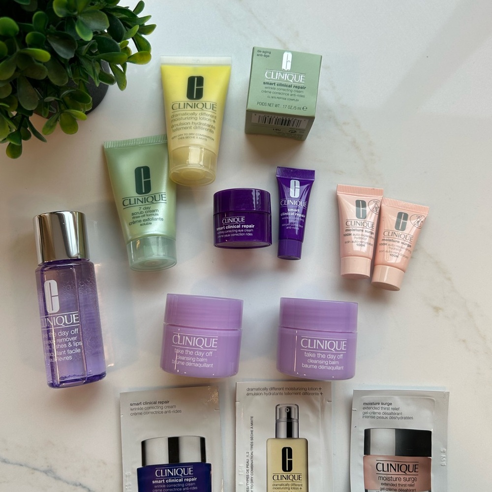 Clinique Skincare Collection - Bundle of Premium Samples